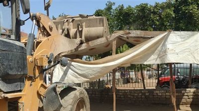 تحرير محاضر ورفع إشغالات في حملة بمركز ومدينة الفشن