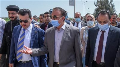 محافظ الإسكندرية يطلق إشارة بدء أعمال رصف ورفع كفاءة شارع الستين