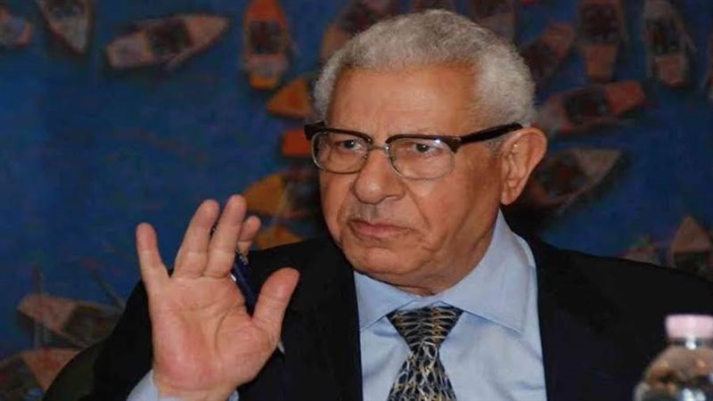 مكرم محمد أحمد