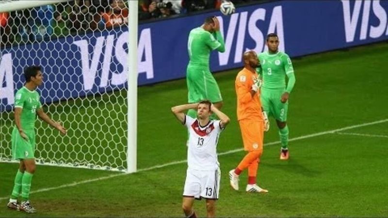 منتخب الجزائر أمام