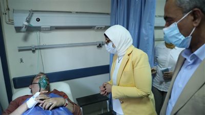 وزيرة الصحة تؤكد توافر 21.8 ألف كيس دم و99.7 ألف بلازما بالمستشفيات