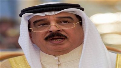 ملك البحرين يعزي الرئيس السيسي في ضحايا قطار القليوبية 