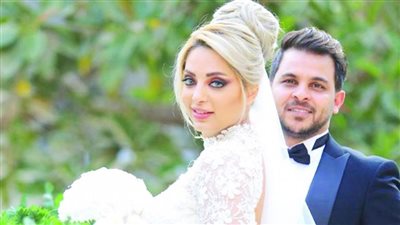 كيف رد محمد رشاد على اتھام مي حلمي له بالخیانة؟