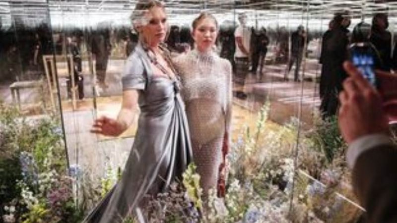 الأزياء الجديدة