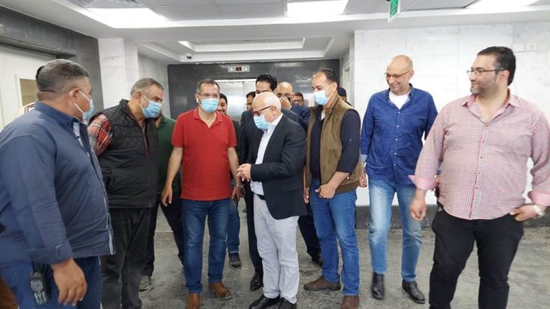 محافظ بورسعيد خلال