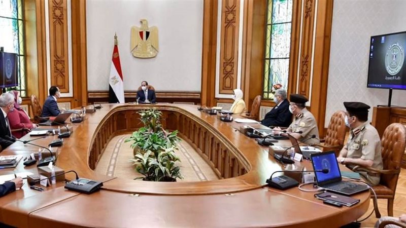 الرئيس خلال تراسه