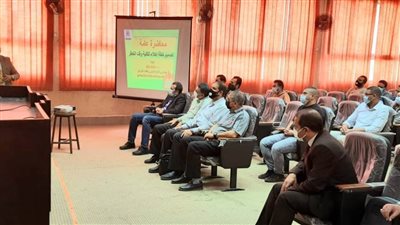 تدريب الطلاب والعاملين وأعضاء تدريس جامعة حلوان على إخلاء المباني