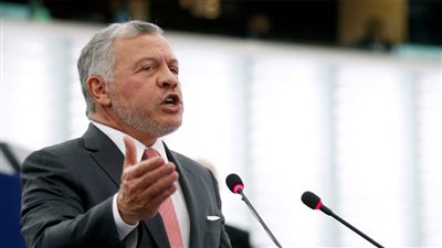 ملك الأردن يؤكد ضرورة الموازنة بين صحة المواطنين في مواجهة كورونا وتحريك الاقتصاد