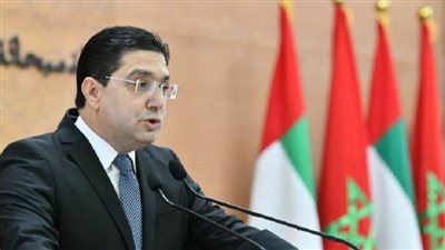 وزير الشئون الخارجية المغربي يبحث مع نظيره القطري تعزيز العلاقات الثنائية 