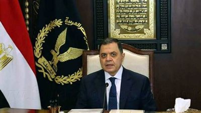 وزير الداخلية يبعث ببرقيات تهنئة للرئيس بمناسبة الاحتفال بذكرى العاشر من رمضان