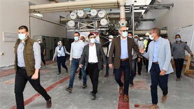 وزير الإسكان يختتم جولته بالمنصورة الجديدة بتفقد محطة الكهرباء