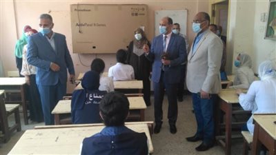 وكيل تعليم سوهاج: حضور 87% بأخر أيام الامتحان  التجريبي  للثانوية العامة