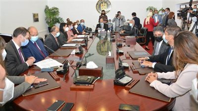 محافظة الإسكندرية توقع 3 مذكرات تفاهم مع البنك الأوروبي لإعادة الاعمار والتنمية