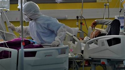 تحذيرات من انهيار المنظومة الصحية.. السلالة 