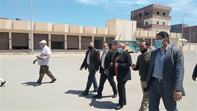 حملات مكبرة لمتابعة التزام السائقين بالتعريفة وتطبيق الإجراءات الاحترازية (صور)