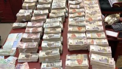 ضبط 3 أشخاص لقيامهم بالاستيلاء على السلع التموينية للمواطنين بأكثر من نصف مليون جنيه