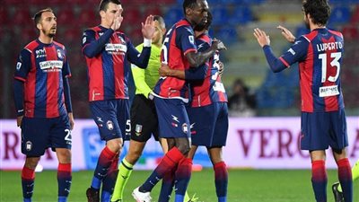 كروتوني يفوز على بارما 4-3 في الدوري الإيطالي