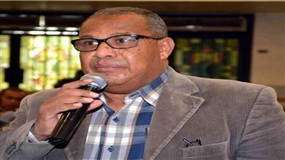 مياه سوهاج توفر مصدات للزيوت لتأمين محطات مياه الشرب السطحية