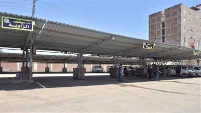 محافظ أسيوط: عدم زيادة تعريفة الأجرة وتكثيف الحملات على مواقف السيارات