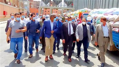 محافظ البحيرة يفتتح موسم توريد القمح ويتفقد الصوامع بزاوية غزال.. (صور)