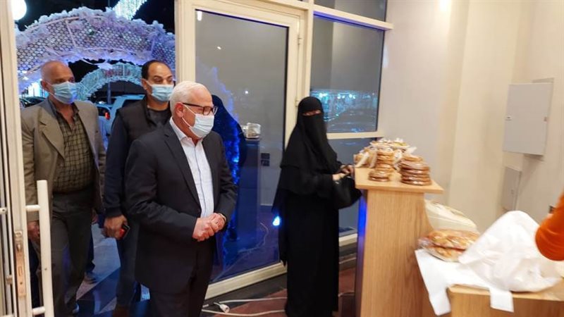 خلال تفقد البازار