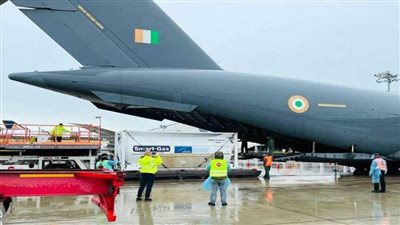 سنغافورة ترسل طائرتين محملتين بالأكسجين الطبي للهند لدعمها في مواجهة كورونا