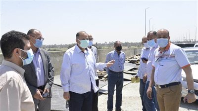 محافظ أسيوط يتفقد أعمال تنفيذ محور ديروط التنموي على النيل 