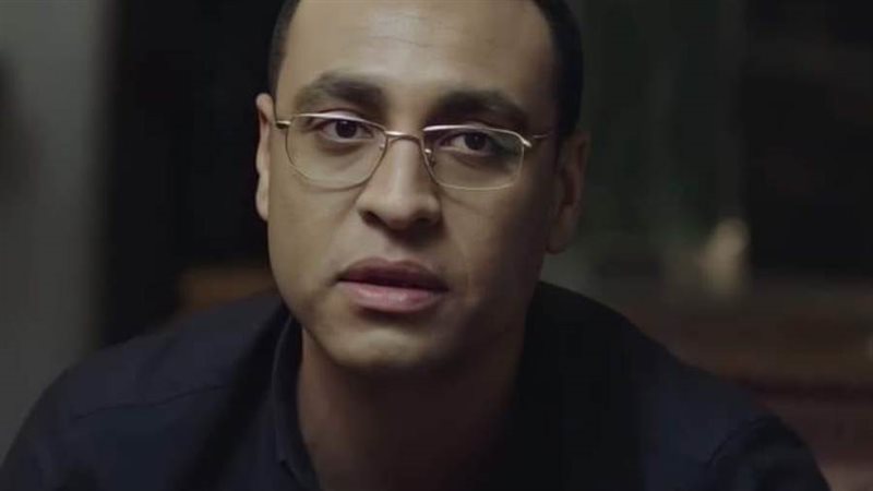 الفنان مصطفي عمر