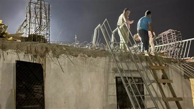 حي شرق الإسكندرية يوقف أعمال بناء مخالف ويتحفظ على المعدات