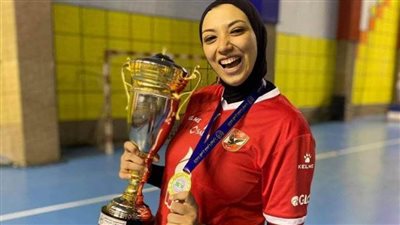 أبطال في رمضان 20 آية الشامي: منى زكي والسقا ومحشي وبط وملوخية وصلاة وتمرين