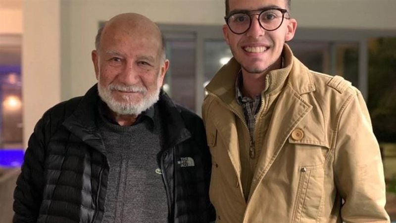 إسلام عبد الملك مع