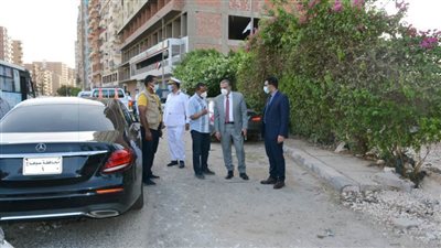 محافظ سوهاج يتفقد أعمال الرصف والتجميل بأخميم بتكلفة 22.5 مليون جنيه