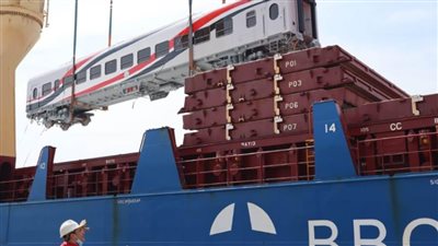 وزير النقل: وصول ٥٢ عربة سكة حديد جديدة لميناء الإسكندرية