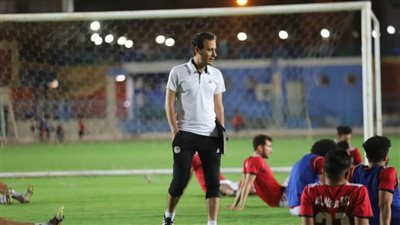 بعد توليه القيادة الفنية..  طارق السيد يوجه رسائل للاعبي النصر 