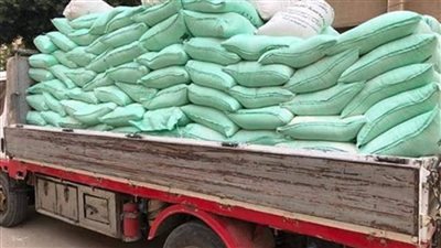 ضبط مدير مسؤول بمخبز بلدي لتصرفه في 2 طن دقيق مدعم بسوهاج