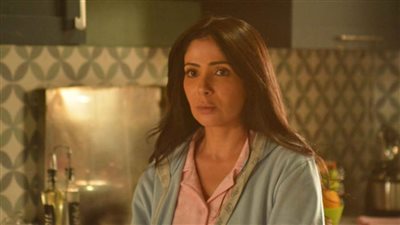 لعبة نيوتن الحلقة 25.. طلاق منى زكي وإصابة عائشة بن أحمد بالسرطان