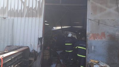 الدفاع المدني العراقي: اندلاع حريق بمعمل اسطوانات أكسجين وسط بغداد