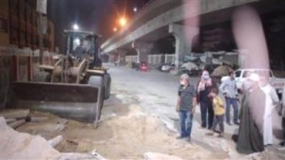 تحرير 3 محاضر لمحال لم تلتزم بمواعيد الغلق بطهطا سوهاج