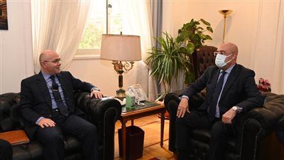 وزير الإسكان يلتقى السفير المغربي بالقاهرة لبحث سبل دعم وتعزيز الاستثمارات المصرية المغربية المُتبادلة