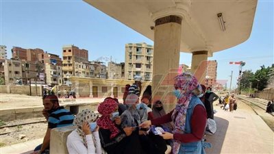 تطهير وتعقيم 100 موقعاًً وحملات توعوية بمحطات القطار وأسواق كفر الشيخ