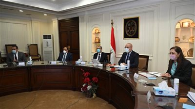 الجزار: نهدف لنقل الثقل السكانى والاقتصادى والتنموى فى اتجاه الشرق تماشياً مع استراتيجية تنمية سيناء