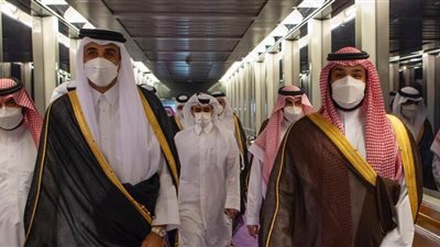 ولي العهد السعودي يستقبل أمير قطر  في السعودية