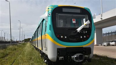 وزير النقل : وصول القطار التاسع المكيف من كوريا الجنوبية للعمل بالخط الثالث للمترو