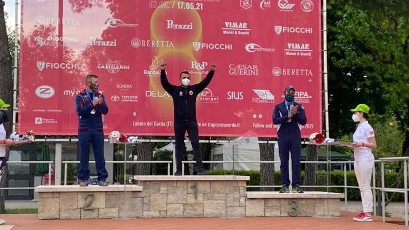 محيلبة بطل من ذهب