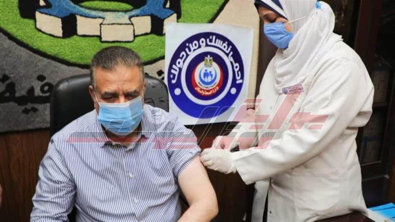 محافظ المنوفية يتلقي