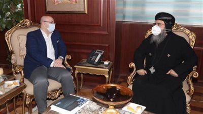 الأنبا إسطفانوس أسقف ببا يهنئ  بعيد الفطر المبارك