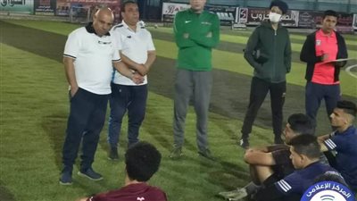 رئيس دكرنس يجتمع بفريق 2001 استعدادًا لكأس مصر للشباب