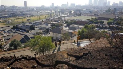 عاجل|الحرائق  تطارد مخيمات المشردين في لوس أنجلوس