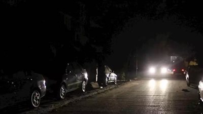 لبنان في ظلام دامس بعد قطع شركة الطاقة التركية الكهرباب بسبب الديون