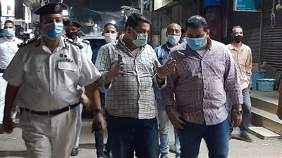 غلق وتشميع 19 مقهى ومحلا لمخالفة الإجراءات الاحترازية بسوهاج